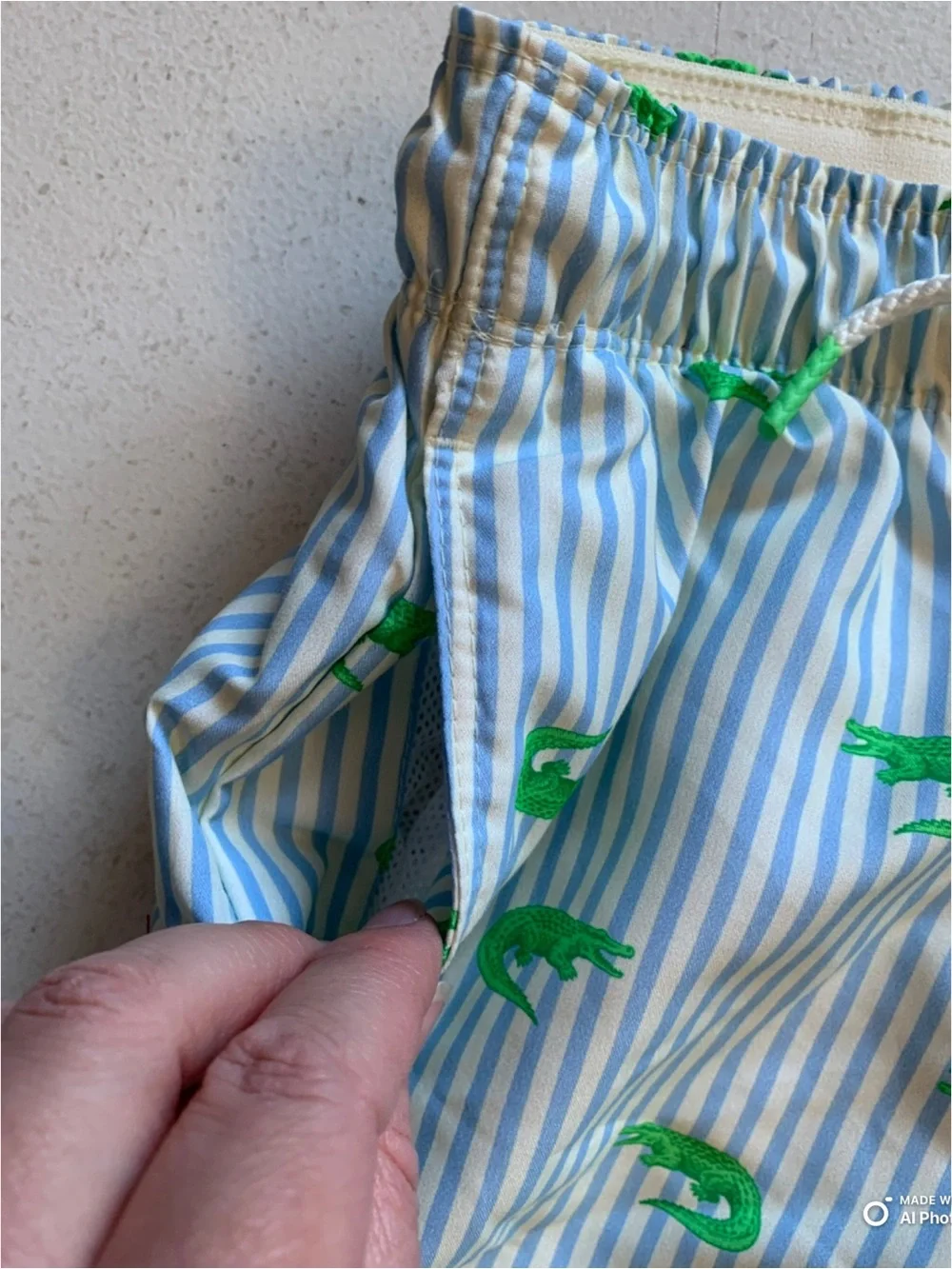 Cat & Jack Alligator Swim Trunks Swimsuit Size Small NWOT Blue Green Stripe